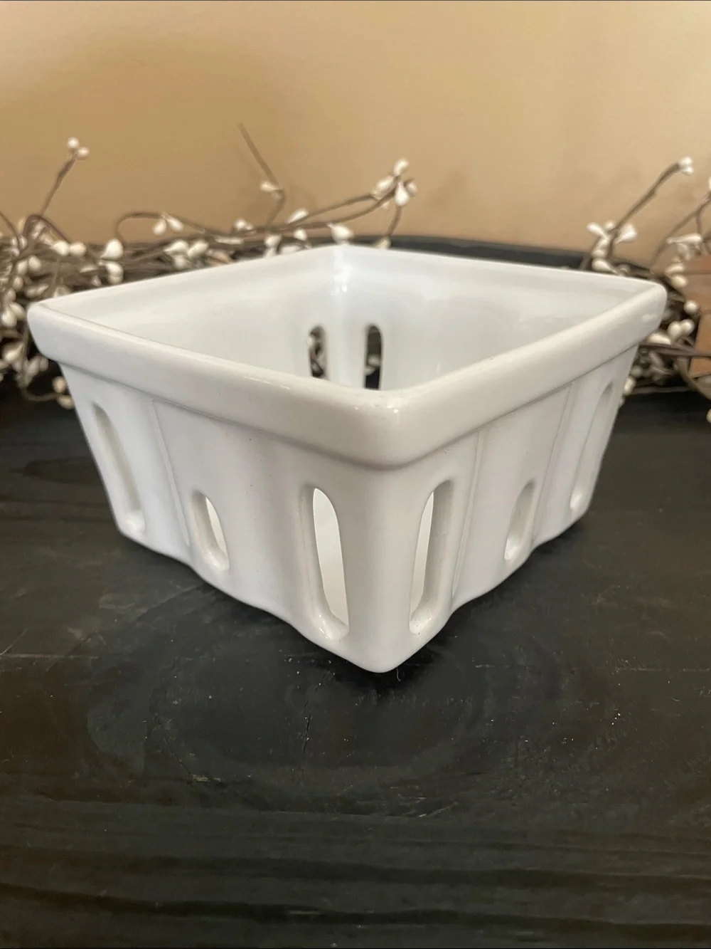 Boston Warehouse White Stoneware Berry Basket - 5”x5”